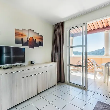 Le Hameau Cap Esterel - Maeva Appartement *
